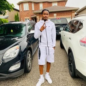 Meet your Posher, Dwayne